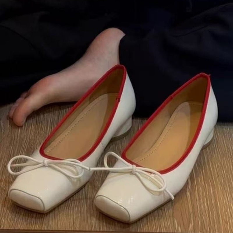 Moda in pelle verniciata Mary  - Women Shoes Brand recensione e prezzo