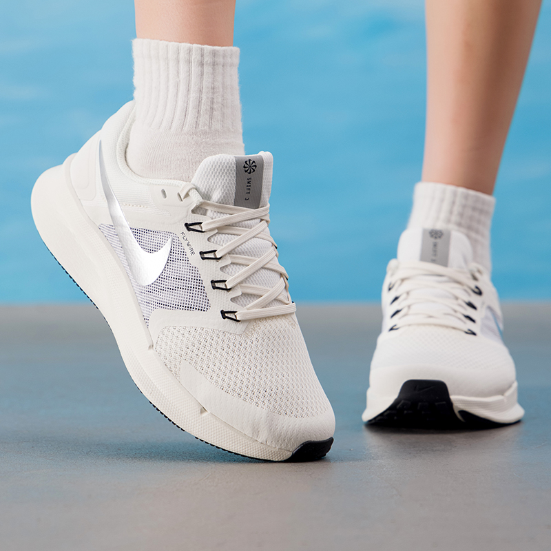 Scarpe da donna Nike originali - Women Shoes Running Nike recensione e prezzo