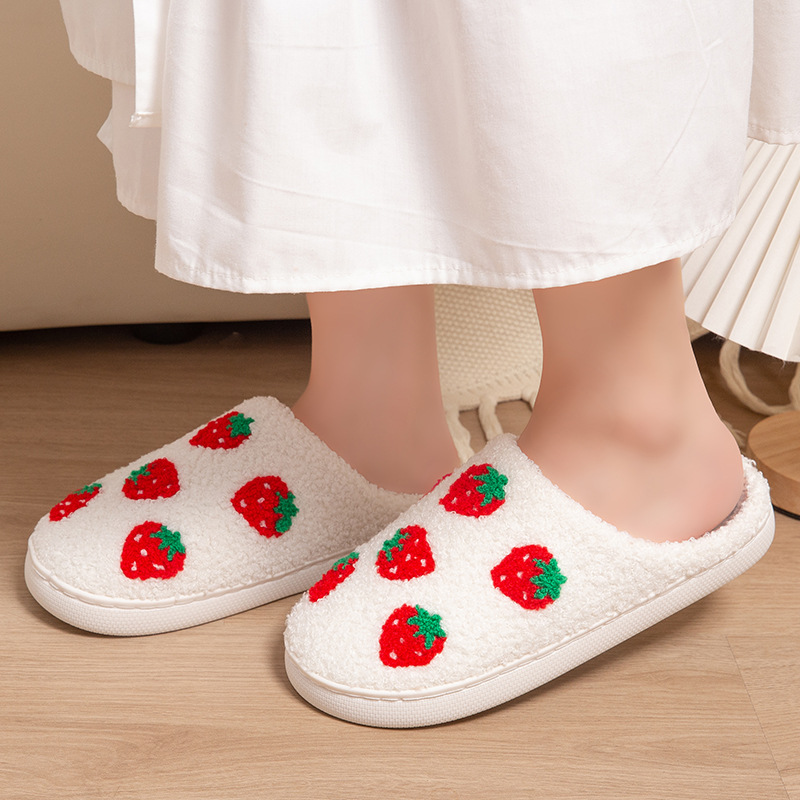 Pantofole da donna Strawberry, - Fluffy Fur Slipper recensione e prezzo