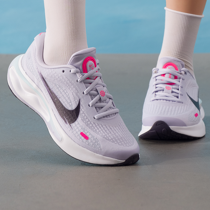 Scarpe da donna Nike originali - Women Shoes Running Nike recensione e prezzo