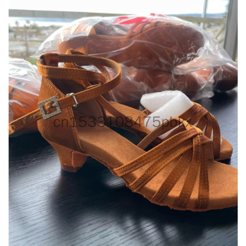 Scarpe da ballo latino in raso - Women Shoes Kinds recensione e prezzo